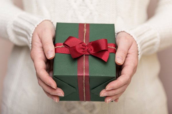 Découvrez comment personnaliser la box cadeau femme idéale